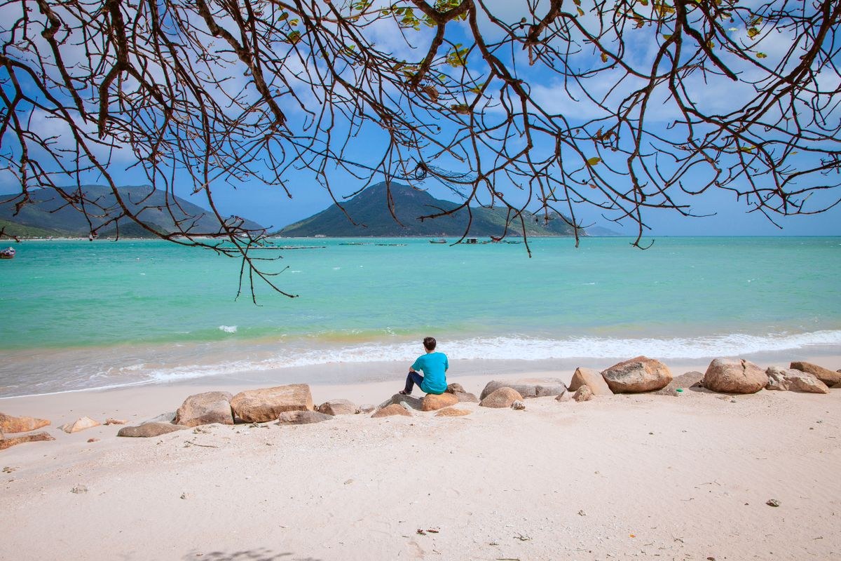 Vietnam Beach & City Escape