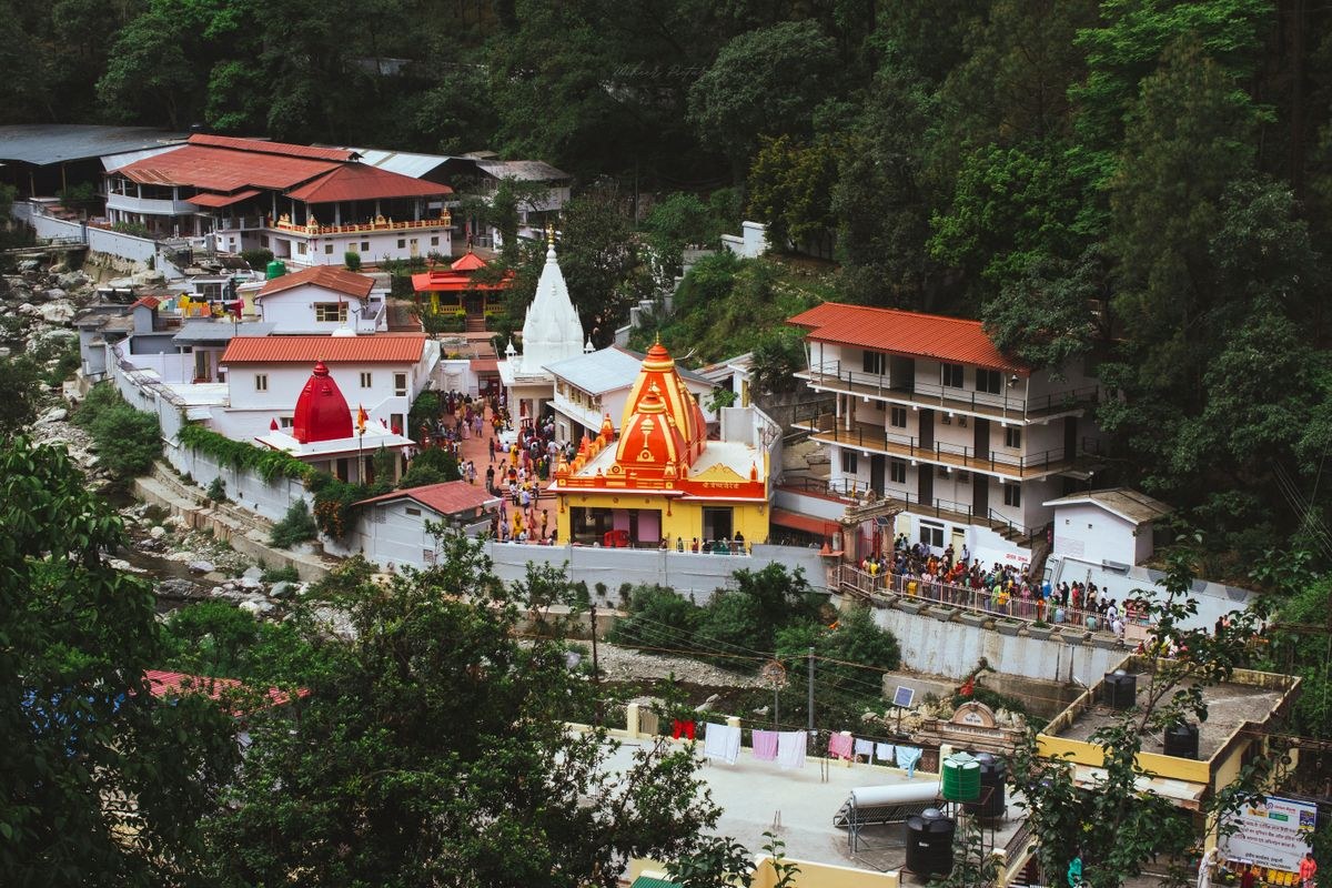 Nainital Mussoorie Family Tour